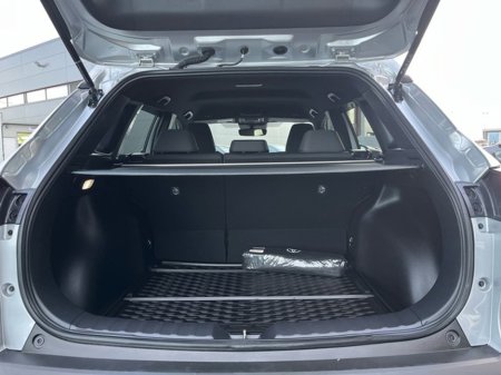 2025 Toyota Corolla Cross COROLLA CROSS 1.8 SPORT €41,450 thumbnail