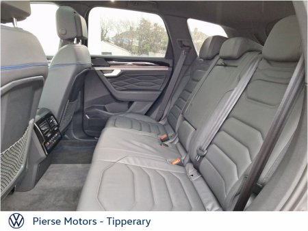 2025 Volkswagen Touareg - photo 6