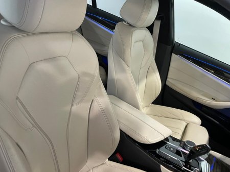 2018 BMW 5 Series - thumbnail 18