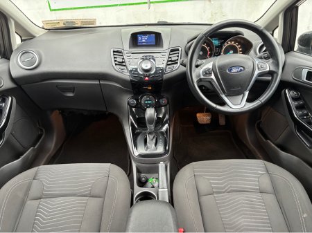 2014 Ford Fiesta - thumbnail 10