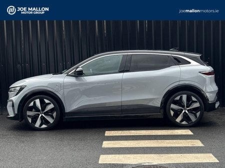 2023 Renault Megane E-Tech - thumbnail 6