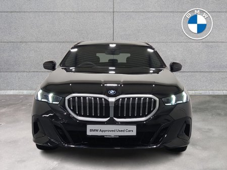 2025 BMW 5 Series 530 E M Sport Auto 530 e M Sport 530 e eDrive 22.1 kWh PHEV 299 184BHP /135 kw Auto Start/Stop thumbnail