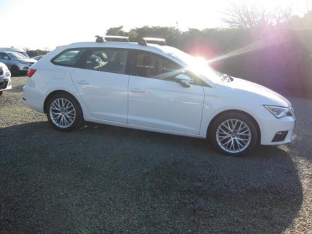 2020 SEAT Leon - view 3