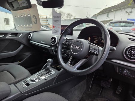 2018 Audi A3 - thumbnail 9