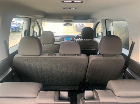 2023 Volkswagen Caddy MAXI LIFE 2.0 TDI DSG 7 SEATER // GREAT CONDITION // ONE OWNER // DOCUMENTED SERVICE HISTORY // 02/27 NCT AND €210 ROAD TAX // €38,950 thumbnail