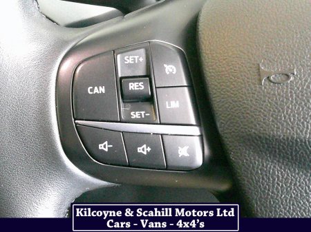 2020 Ford Focus - thumbnail 28