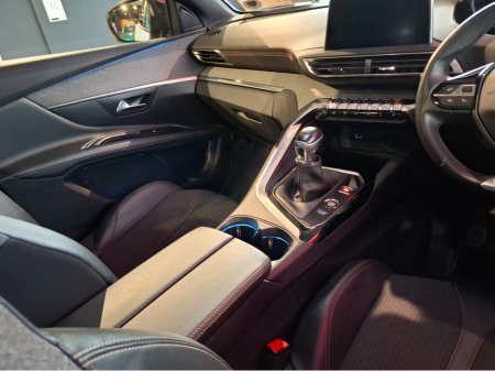 2020 Peugeot 3008 GT-LINE 1.5 HDI 130 6.2 4 4DR €23,950 thumbnail