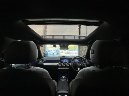 2025 Mercedes-Benz EQB - thumbnail 17