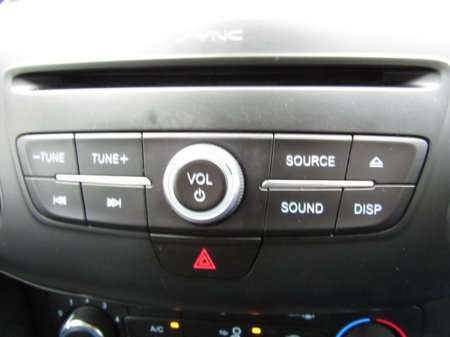 2016 Ford Focus 1.0 Zetec Ecoboost 100PS 5DR €9,950 thumbnail