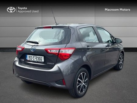 2019 Toyota Yaris - photo 2