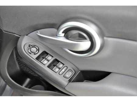 2017 Fiat 500X - thumbnail 18