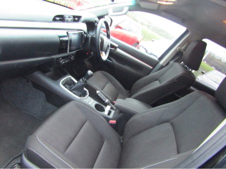 2020 Toyota Hilux DOUBLE CAB SR5 4DR thumbnail