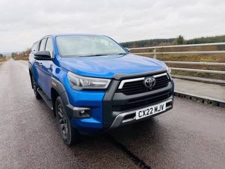 2022 Toyota Hilux  thumbnail