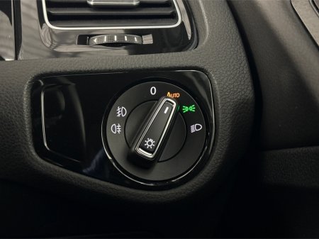 2019 Volkswagen Golf 2.0 TDI GTD DSG**DIGITAL DASH**TOUCH SCREEN MEDIA DISPLAY**REVERSE CAMERA**PARKING SENSORS**FRONT HEATED SEATS**DRIVE MODES**DUAL CLIMATE CONTROL**UPGRADED ALLOYS**KEYLESS START**FINANCE AVAILABLE** €24,995 thumbnail