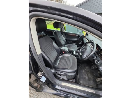 2011 Volkswagen Passat - thumbnail 8