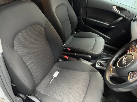 2017 Audi A1 Sportback €14950! 2017 AUDI A1 SPORTBACK TFSI 1.0 AUTOMATIC / CRUISE CONTROL / PARKING AID AND MORE €14,950 thumbnail