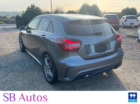 2018 Mercedes-Benz 180 - thumbnail 4