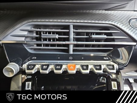 2026 Peugeot 208 - thumbnail 10