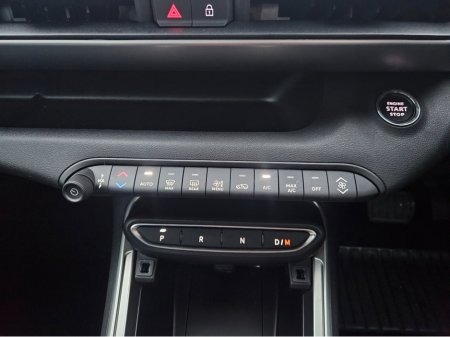 2026 Jeep Avenger E-Hybrid Altitude 1.2 €35,945 thumbnail