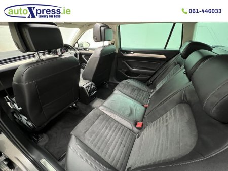 2016 Volkswagen Passat 2.0 TDI BLUMOTION, Panoramic Sunroof thumbnail