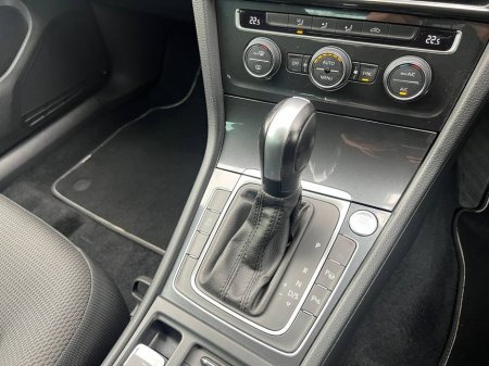 2020 Volkswagen Golf - thumbnail 11