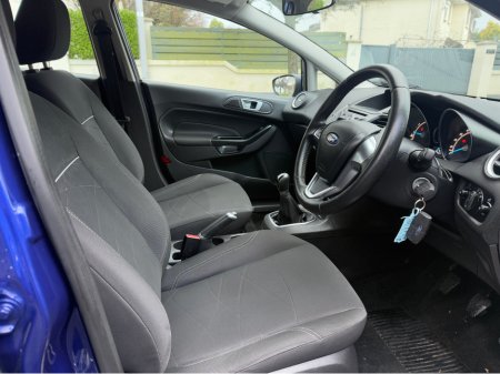2015 Ford Fiesta ZETEC 1.0 PETROL NEW NCT €7,950 thumbnail