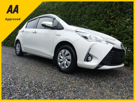 2019 Toyota Yaris 1.5 PETROL HYBRID AUTOMATIC ONLY 53,817kms JUST FULLY SERVICED INCLUDING 4 NEW TYRES 2 YEARS NCT 1 YEAR ROAD TAX HIGH SPEC CAR REVERSE CAMERA LARGE TOUCHSCREEN MULTIMEDIA SYSTEM PARKING SENSORS €17,949 thumbnail