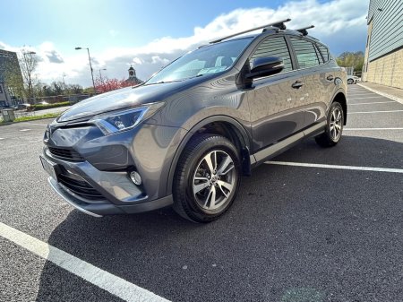 2016 Toyota Rav4 - thumbnail 3