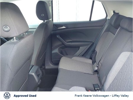 2025 Volkswagen T-Cross EDITION 75 1.0TSI 95BHP *REFLEX SILVER METALLIC* *DELIVERY KMS* *252D REG* *BIG SAVINGS VS NEW CAR* *WHILE STOCKS LAST* *PCP 3 YRS FROM €276PM* €29,995 thumbnail