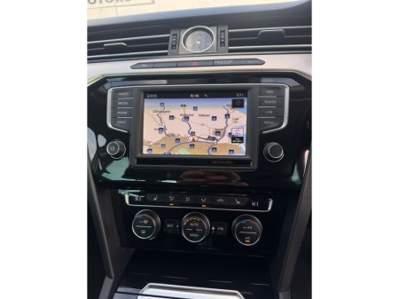 2015 Volkswagen Passat HIGHLINE 2.0 TDI 190HP 4DR €13,750 thumbnail