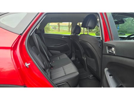 2016 Hyundai Tucson - thumbnail 13