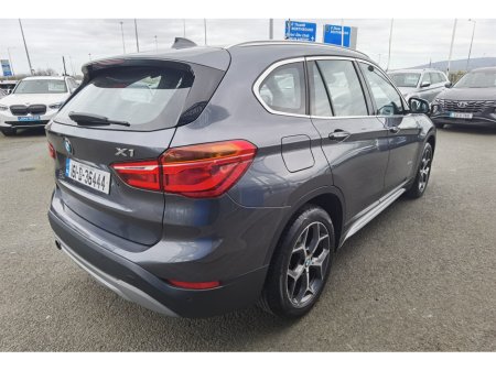 2016 BMW X1 - thumbnail 5