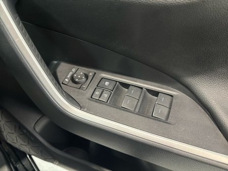 2025 Toyota Rav4 - thumbnail 15