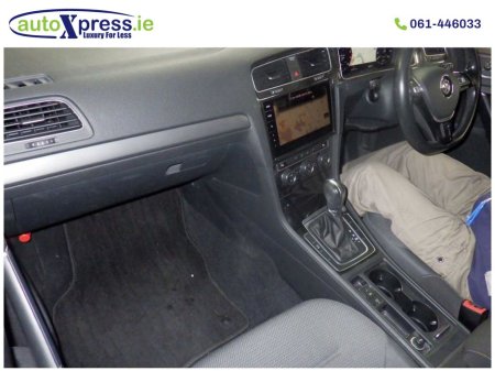 2019 Volkswagen Golf - photo 2