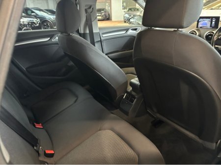 2017 Audi A3 - thumbnail 8