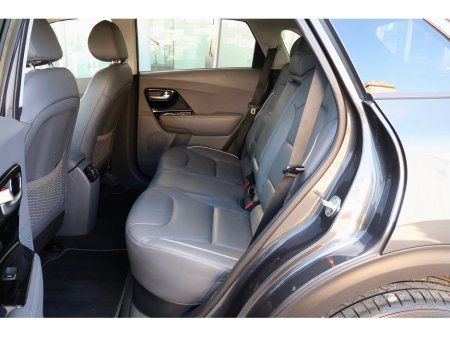 2019 Kia Niro - thumbnail 15