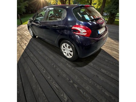 2013 Peugeot 208 1.4 HDI 70 bhp Access €5,888 thumbnail