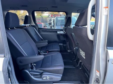 2018 Toyota Noah  €21,950 thumbnail