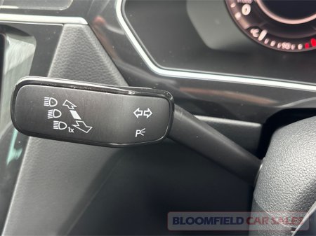 2018 Volkswagen Tiguan 4 MOTION R-LINE , DSG // PRISTINE €29,950 thumbnail