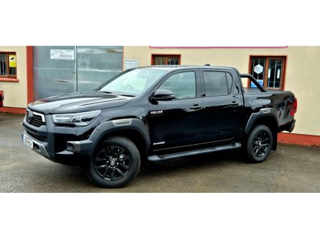 2025 Toyota Hilux 2.8D4D INVINCIBLE  X 201BHP D/C