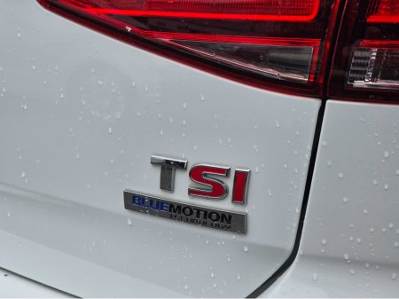 2017 Volkswagen Golf 1.4 HIGHLINE EDITION ALCANTARA SEATS REVERSING CAMERA - SIMI DEALER - LOW ROAD TAX BAND €16,750 thumbnail