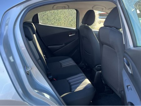 2020 Mazda Mazda2 - thumbnail 9