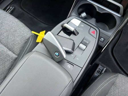 2025 BMW iX1 EDRIVE20 SPORT // NEW 19" ALLOYS // HEADS-UP DISPLAY // HEATED SEATS // ADAPTIVE CRUISE CONTROL €36,900 thumbnail