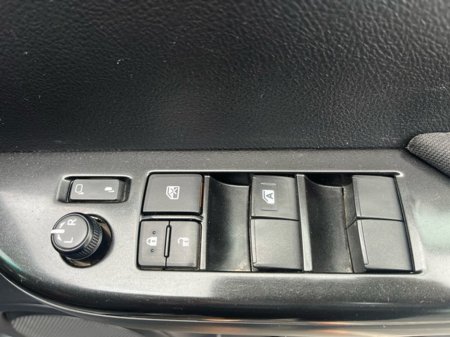 2021 Toyota Hilux - thumbnail 14