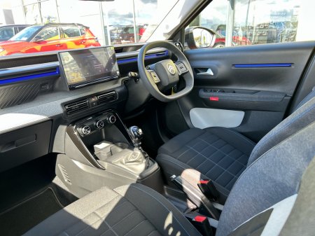 2025 Citroen C3 - photo 2