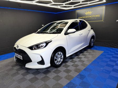 2020 Toyota Yaris 1.0 VVT-i 3Dr Terra €15,900 thumbnail