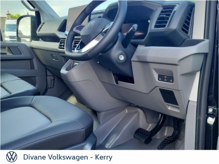 2026 Volkswagen Crafter HIGHLINE 177BHP 4 MOTION AUTOMATIC MWB 35 €69,000 thumbnail