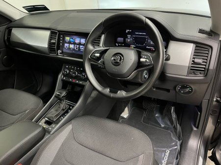 2023 Skoda Kodiaq Ambition 7 Seats DSG 2.0TDI 150BHP - Reversing Camera - Climate Control - Heated Seats - Cruise Control - Apple CarPlay/Android Auto thumbnail