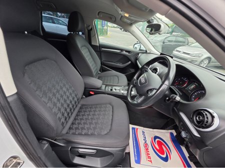 2015 Audi A3 ( 152 REG )1.4 TFSI REVERSING CAMERA -PRIVACY GLASS  PARKING SENSORS - SIMI DEALER - LOW ROAD TAX BAND €14,750 thumbnail