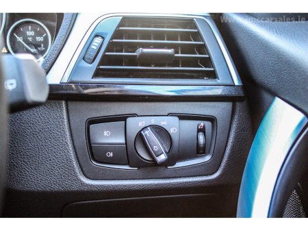 2018 BMW 3 Series  €23,995 thumbnail